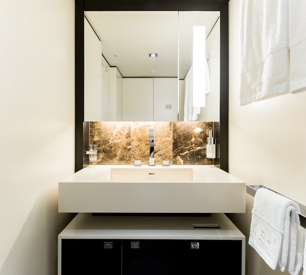 Double Ensuite Bathroom