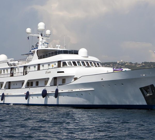 Exterior MESERRET II