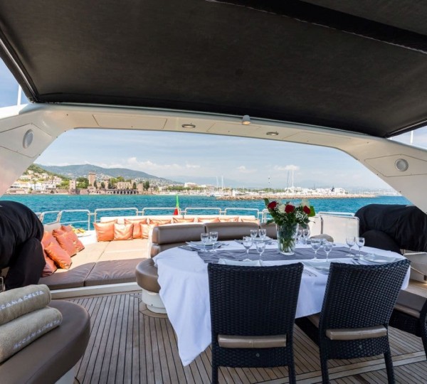 Exterior Dining Area