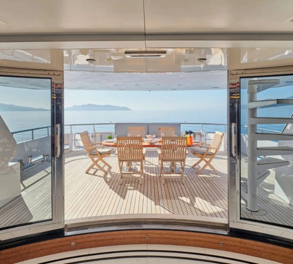 Exterior Dining Area