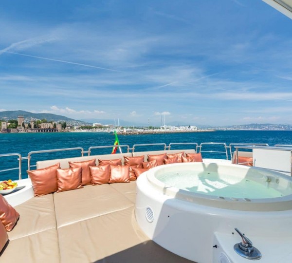 Exterior Relaxation Area