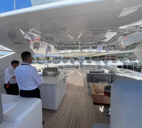 Exteriror Relaxation Area