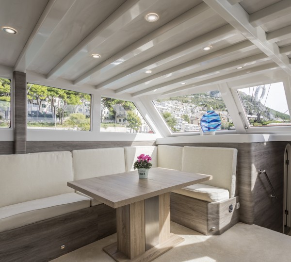 Interior Dining And Seating