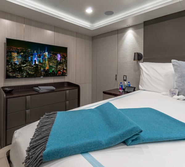 Lower Deck Double Cabin