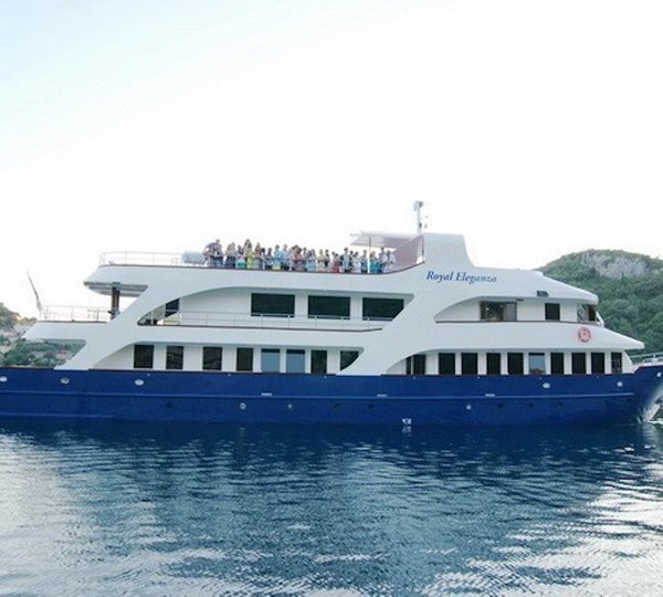 Charter Motor Yacht Royal Eleganza in Croatia