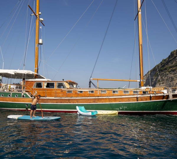 Profile - Maria Giovanna