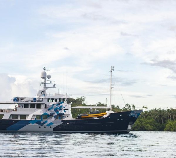 Profile Of Dardanella Superyacht