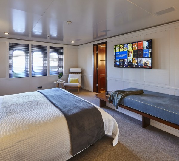 Suite With Seating Area