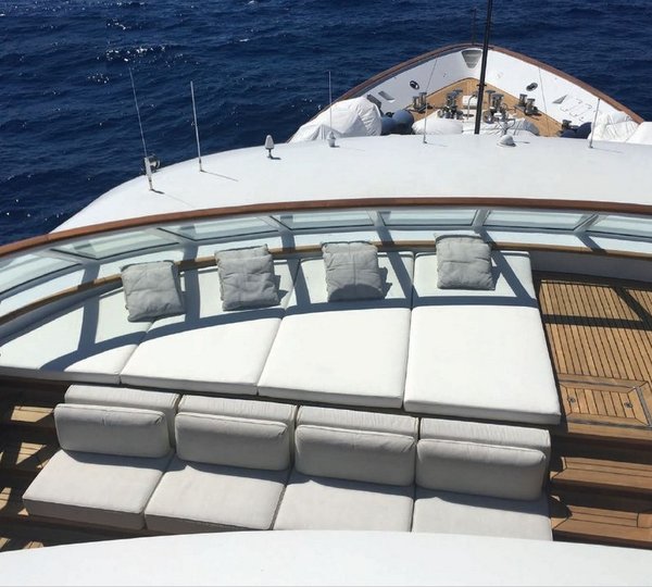 Sun Pads And Bow View