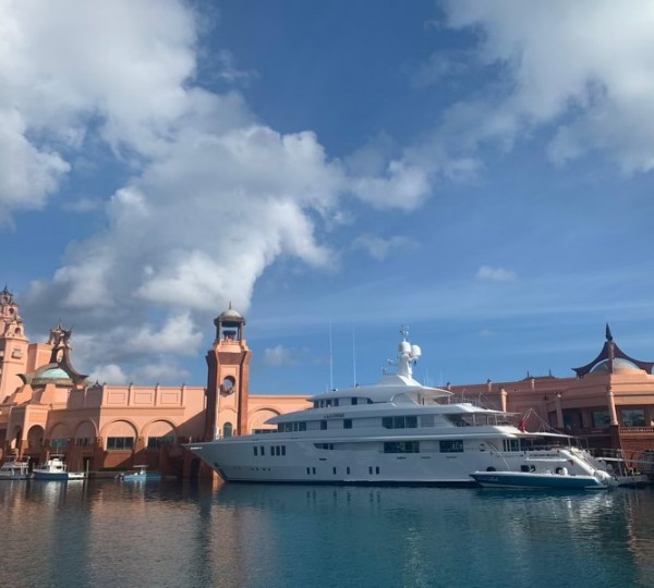 Superyacht PARTY GIRL