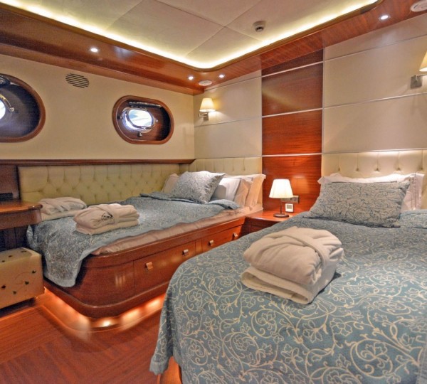 Triple Cabin