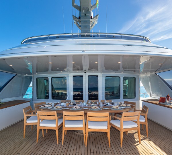 Upper Deck Dining Al Fresco