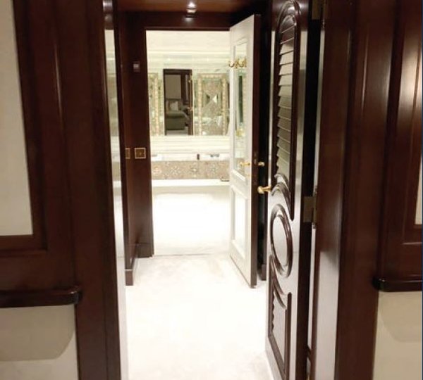 View Of The Bathroom From Guest Suite