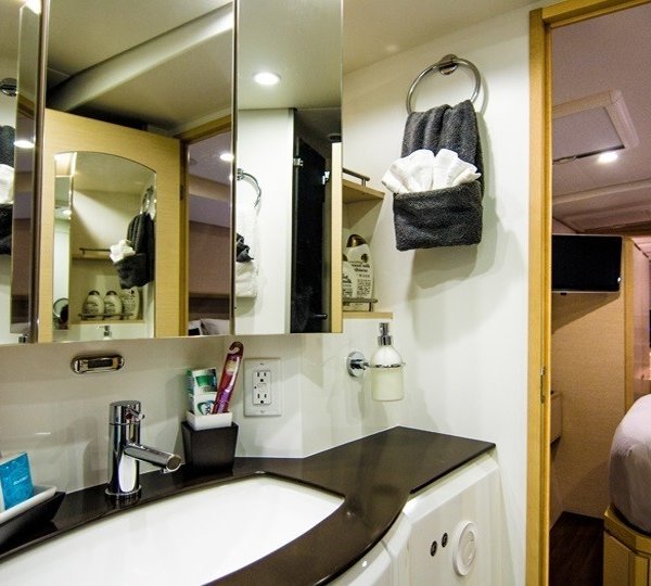 The 18m Yacht LADY KATLO