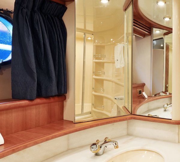 The 21m Yacht AZUCENA MARE