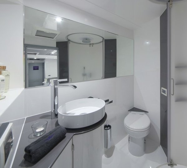 The 21m Yacht MAVERICK