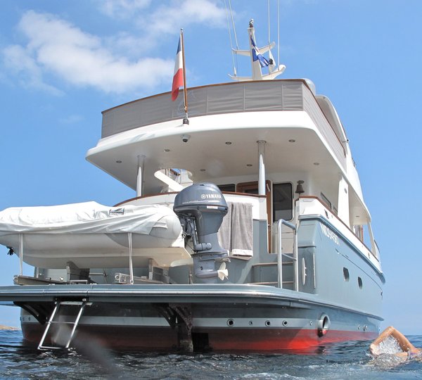 The 22m Yacht SILVER FOX
