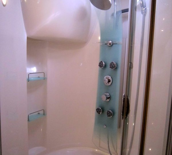 The 23m Yacht CATTITUDE