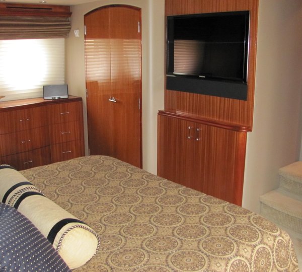 The 24m Yacht ISLAND COWBOY