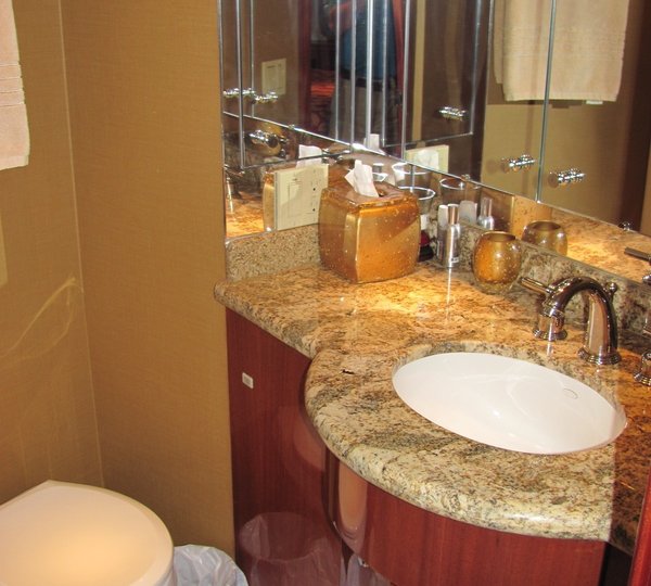 The 24m Yacht ISLAND COWBOY