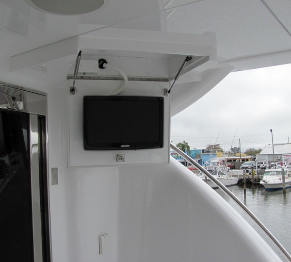 The 24m Yacht ISLAND COWBOY