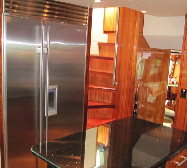 The 24m Yacht ISLAND COWBOY