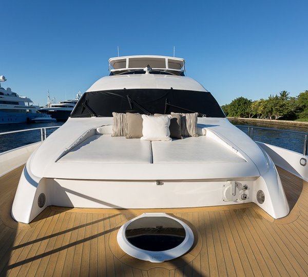 The 24m Yacht SWEETWATER