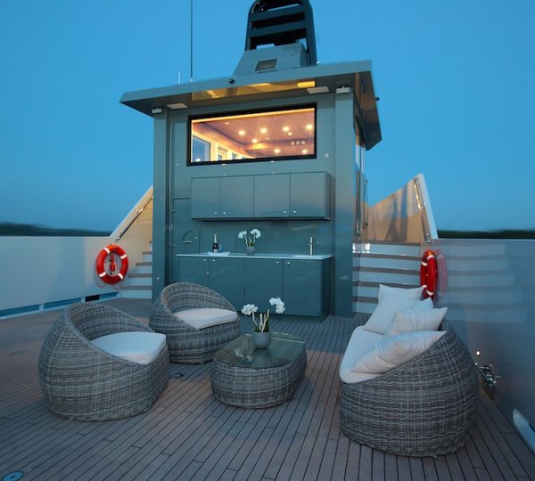 The 24m Yacht YXT ONE