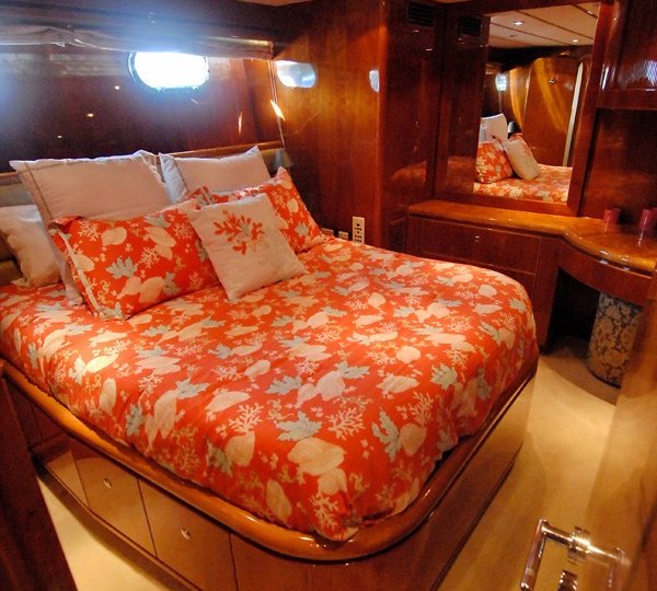 The 25m Yacht ACQUAVIVA