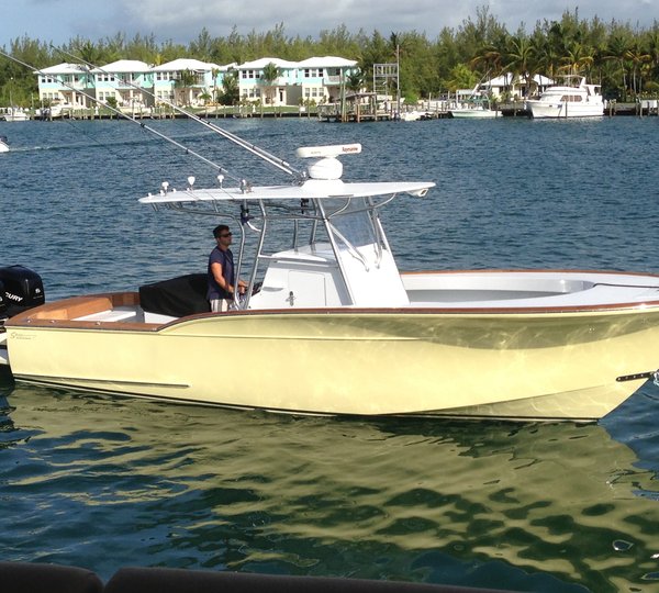 The 25m Yacht ACQUAVIVA