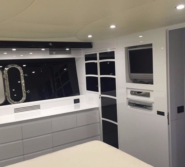 The 25m Yacht FORZA 8