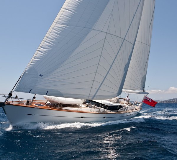 The 25m Yacht TILLY MINT