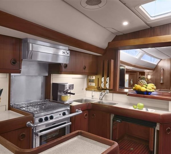 The 27m Yacht LETIZIA