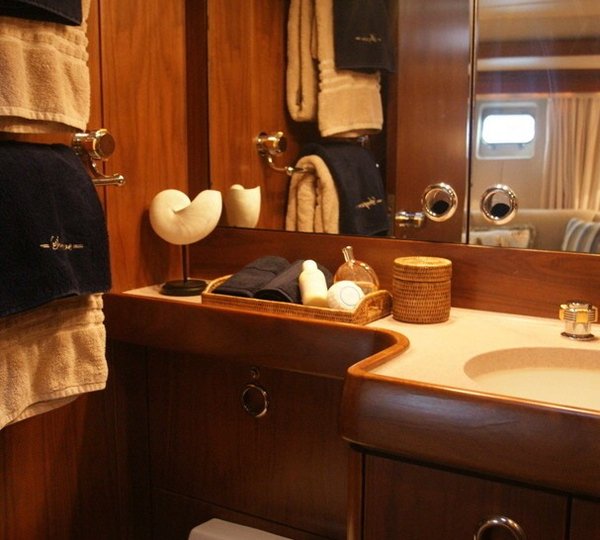 The 27m Yacht LETIZIA