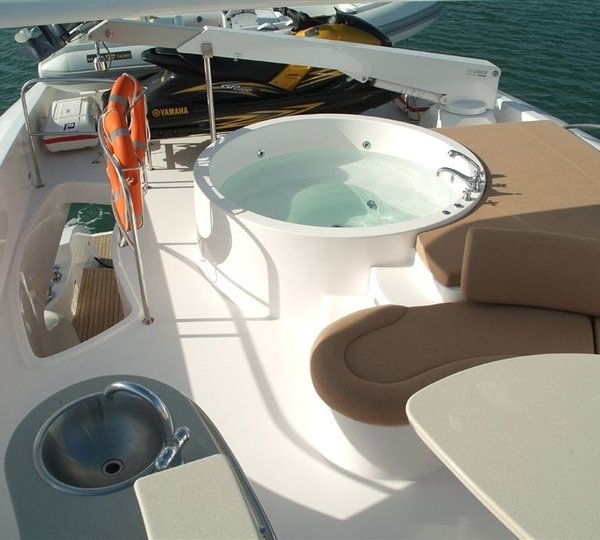 Inside Aboard Yacht MAJESTY 88