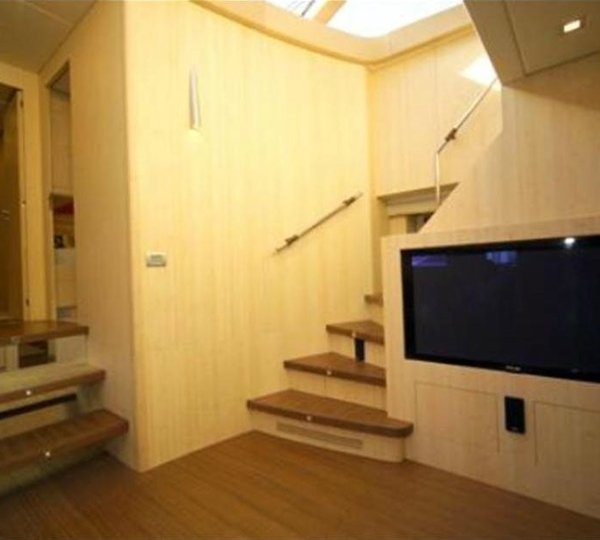 The 28m Yacht GEORGE P