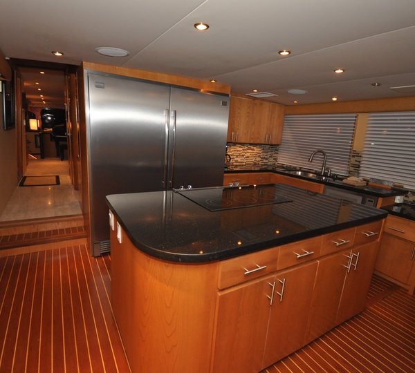 The 28m Yacht GOLDEN GIRL