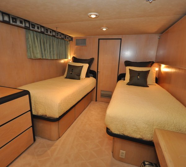 The 28m Yacht GOLDEN GIRL