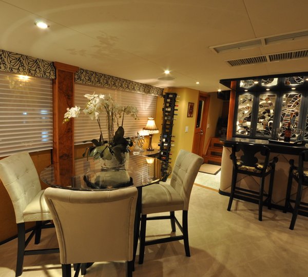 The 28m Yacht GOLDEN GIRL