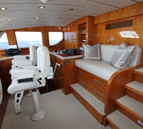 The 28m Yacht STERLING V