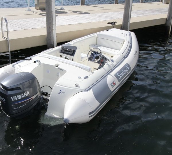 The 28m Yacht STERLING V