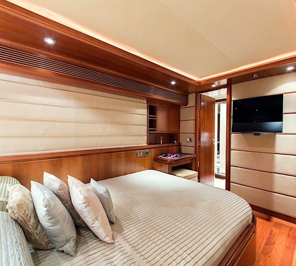 The 29m Yacht ANNE MARIE