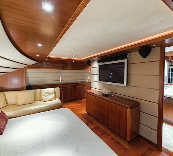 The 29m Yacht ANNE MARIE