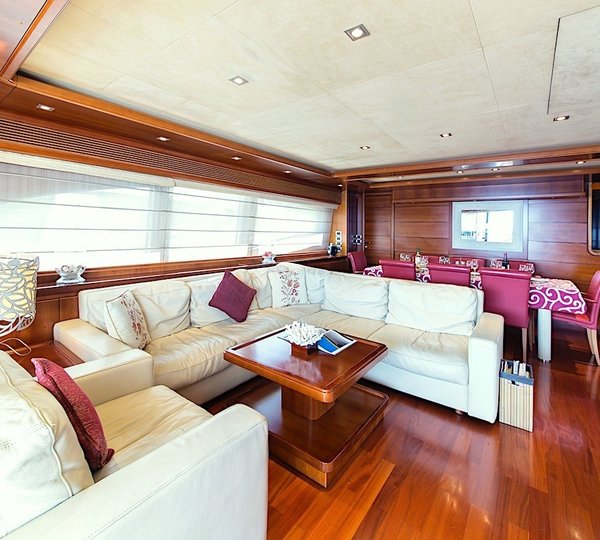 The 29m Yacht ANNE MARIE