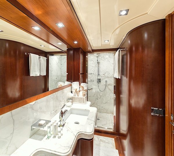 The 29m Yacht ANNE MARIE