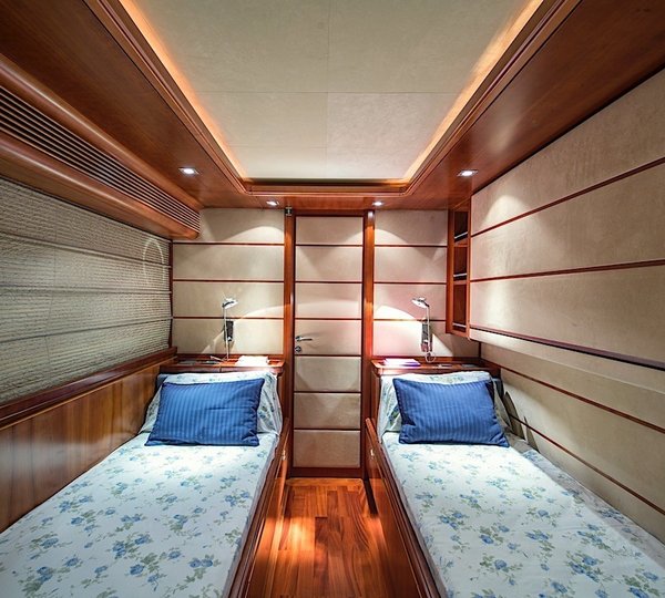 The 29m Yacht ANNE MARIE