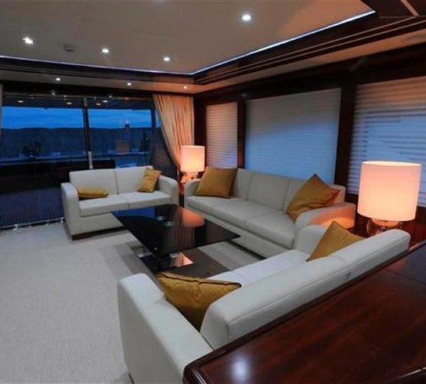 The 30m Yacht BLUE SAPPHIRE