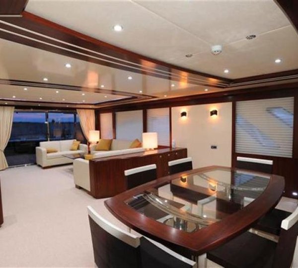 The 30m Yacht BLUE SAPPHIRE