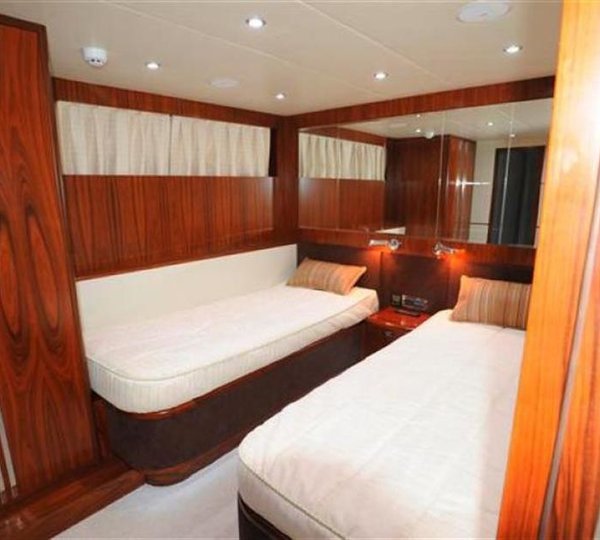 The 30m Yacht BLUE SAPPHIRE