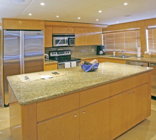 The 30m Yacht ESCAPE